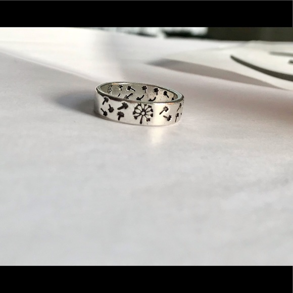 Dandelion Ring, NWT - Picture 4 of 10